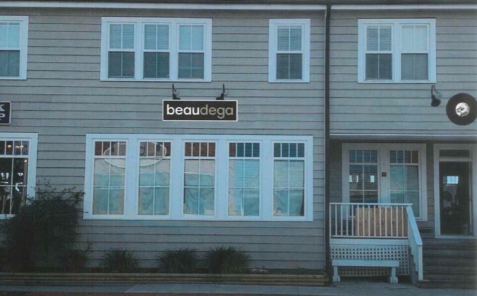Beaufort historic board OKs shop signage, exterior changes to Front Street home